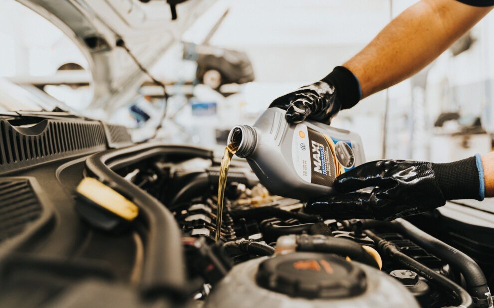 dubai safe driver car oil change